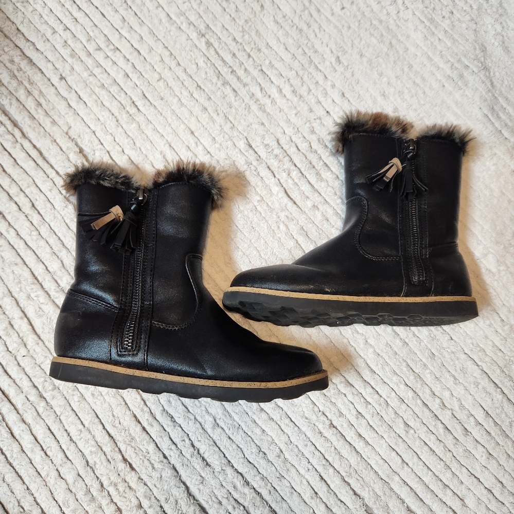 Next Girls Black Faux Fur Trim and Tassel Inner Zip Down Boots Size 13.5